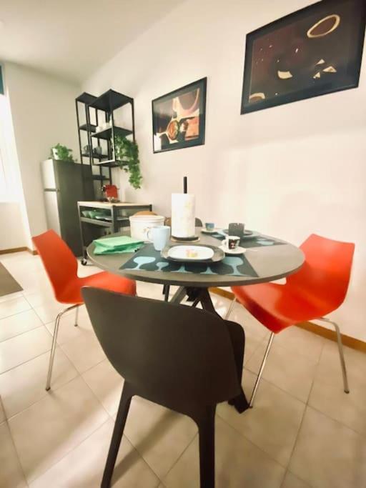 Casa Vacanze Viale Miramare 31- Delizioso Mini Loft Industrial Triëst Buitenkant foto