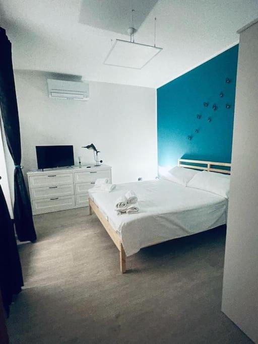 Casa Vacanze Viale Miramare 31- Delizioso Mini Loft Industrial Triëst Buitenkant foto